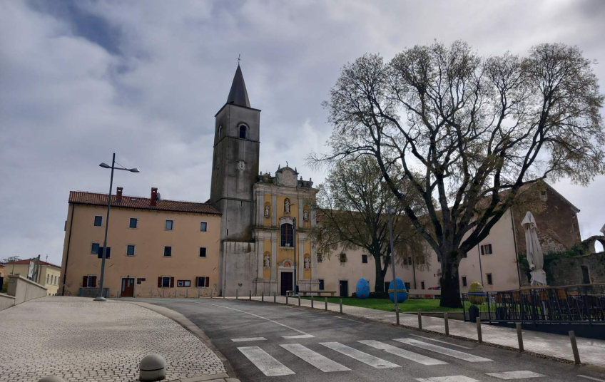 POLICIJA IH TRAŽI Provaljeno u trgovine u Karojbi i Sv. Petru u Šumi te u pogon za preradu proizvoda